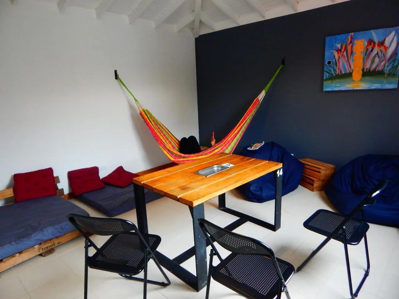 Antique House Hostel Medellin