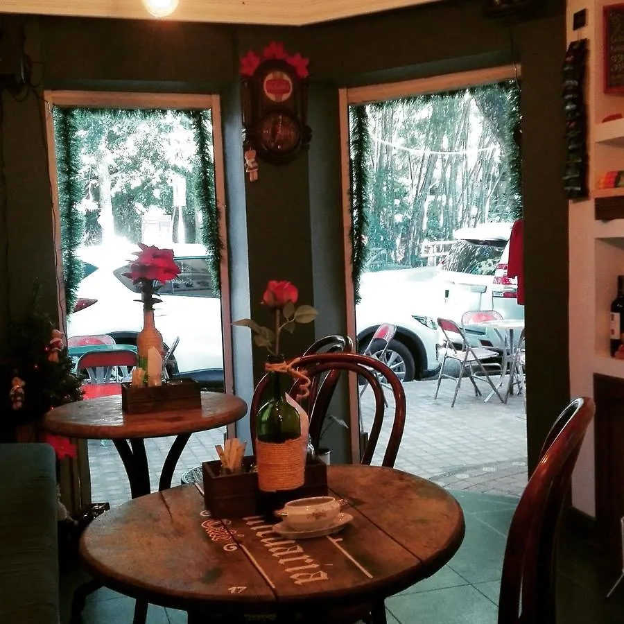 Antique House Hostel Medellin
