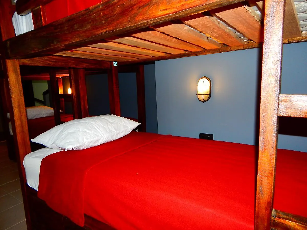 Antique House Hostel Medellin 0*,  Colombia