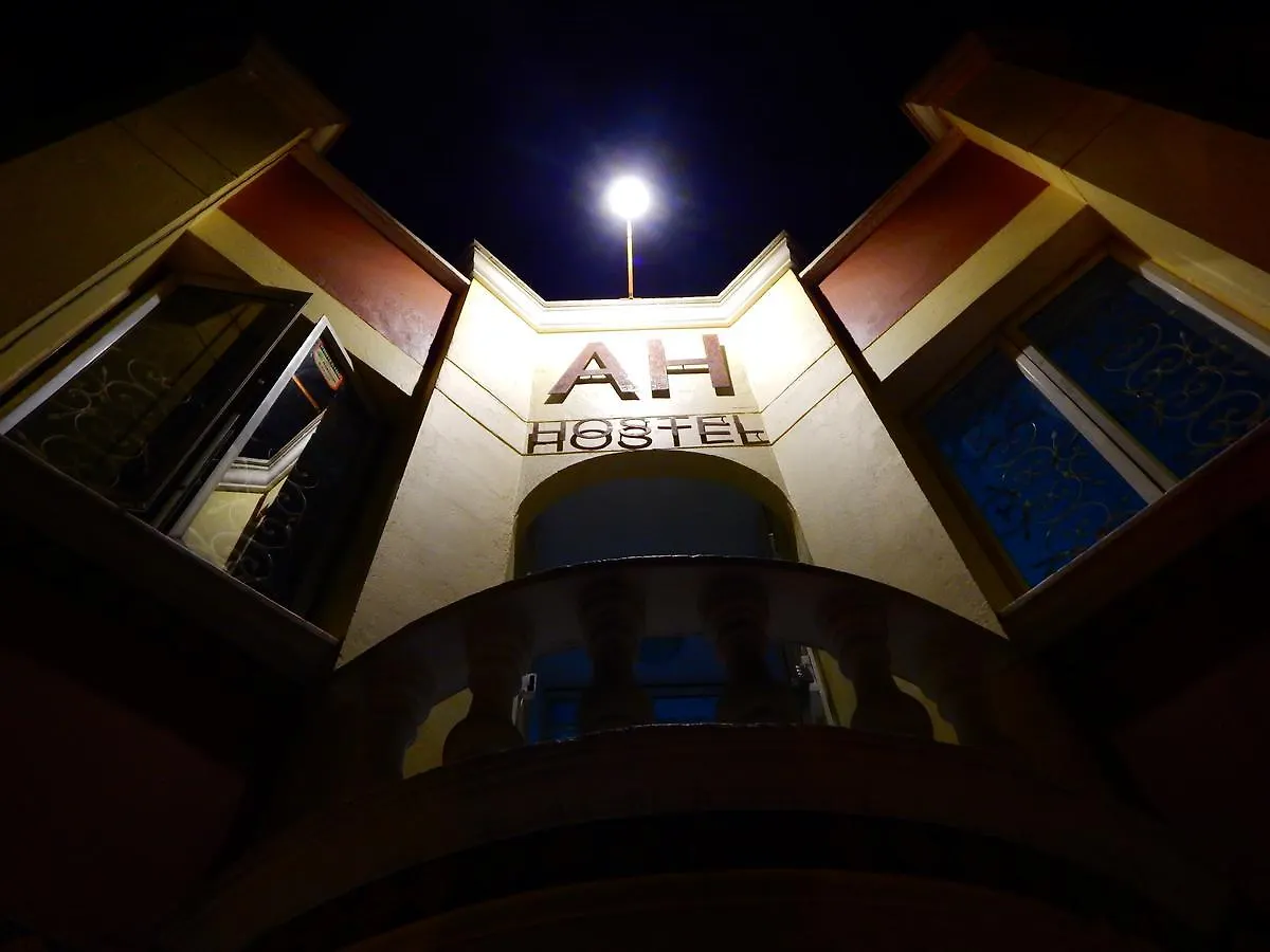 Antique House Hostel Medellin 0*,  Colombia